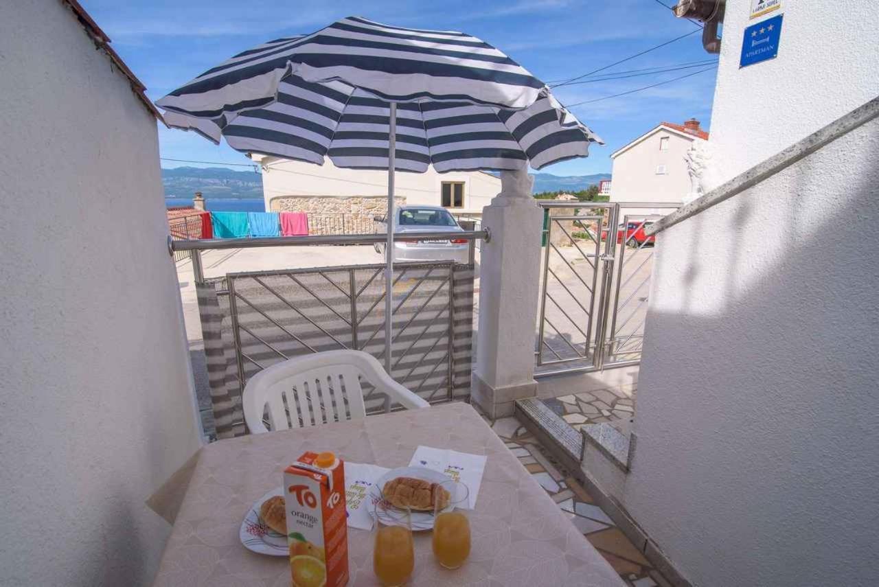 Apartment In Vrbnik/Island Krk 35825 Zewnętrze zdjęcie